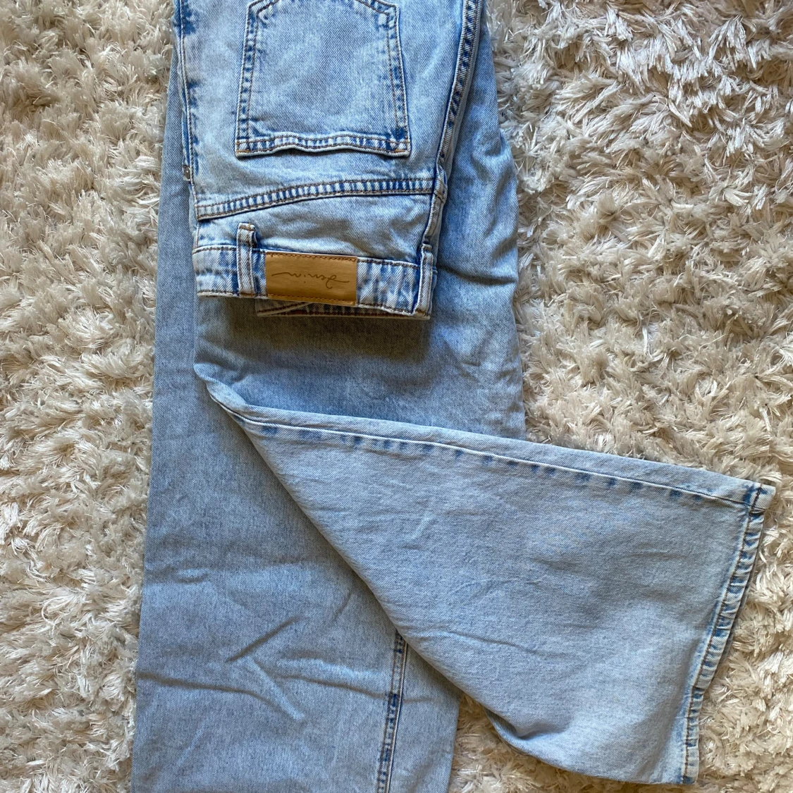 Ljusblå jeansbyxor - 90