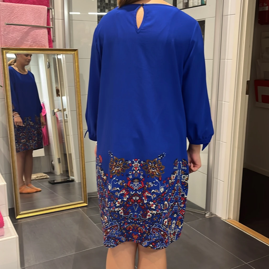 Mörk blå klänning från indiska  - 90