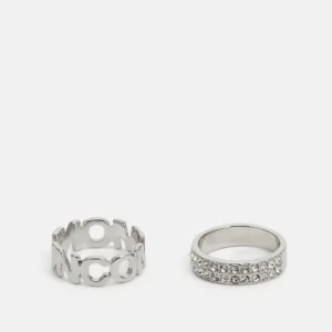 Silver Ringar - Ringar från uncommon, säljer för att dom inte passade mig. (Helt oanvända)