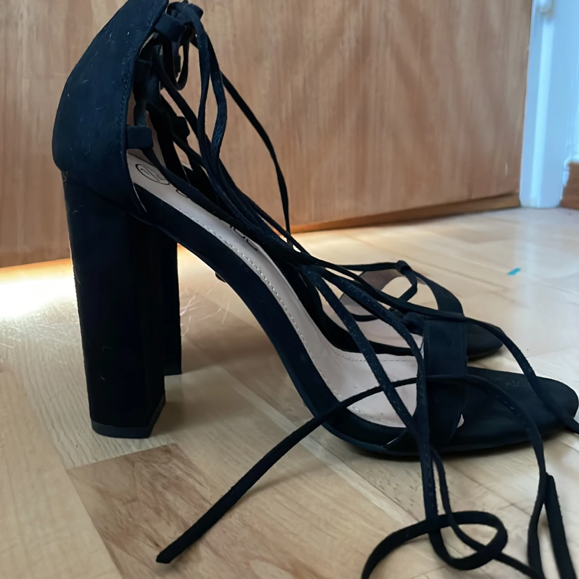 Svarta klackar  - 91