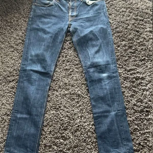 Nudie jeans - Feta nudie jeans passar d mesta inga defekter sitter slim 