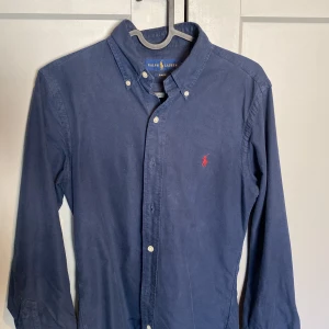 Polo Ralph Lauren skjorta - Väldigt snygg skjorta i slim fit. 