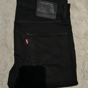 Levi’s jeans 502 - Levi’s jeans 502 i storlek W32 L34, mycket bra skick! 