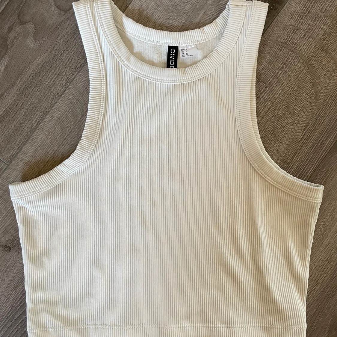 Vit ribbad linnetopp från Shein - 91