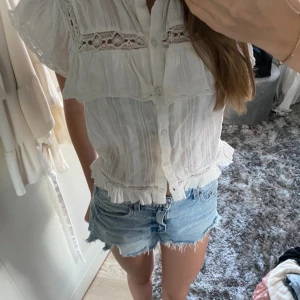 Blus - Jättefin blus från zara 🥰 inga defekter och är som ny❤️