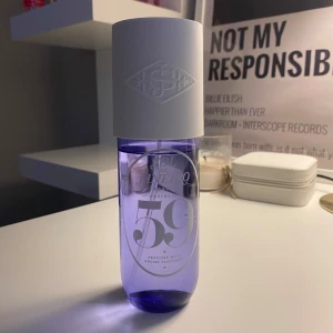 Sol de Janeiro 59 - Säljer min sol de Janeiro 59 parfym som används fåtal gånger💗 pris kan diskuteras 