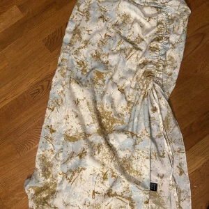 Kjol  - Köpt på Shein