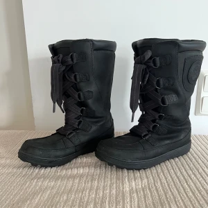 Vinterstövlar Timberland - Använda.  Bra grepp och varma. 