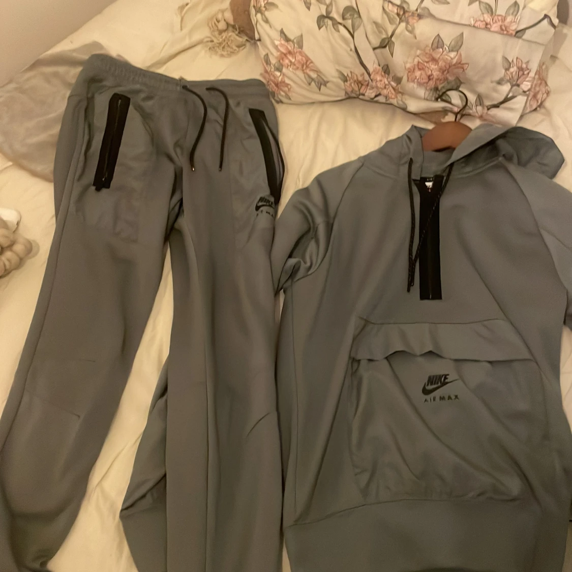 Nike air Max tracksuit