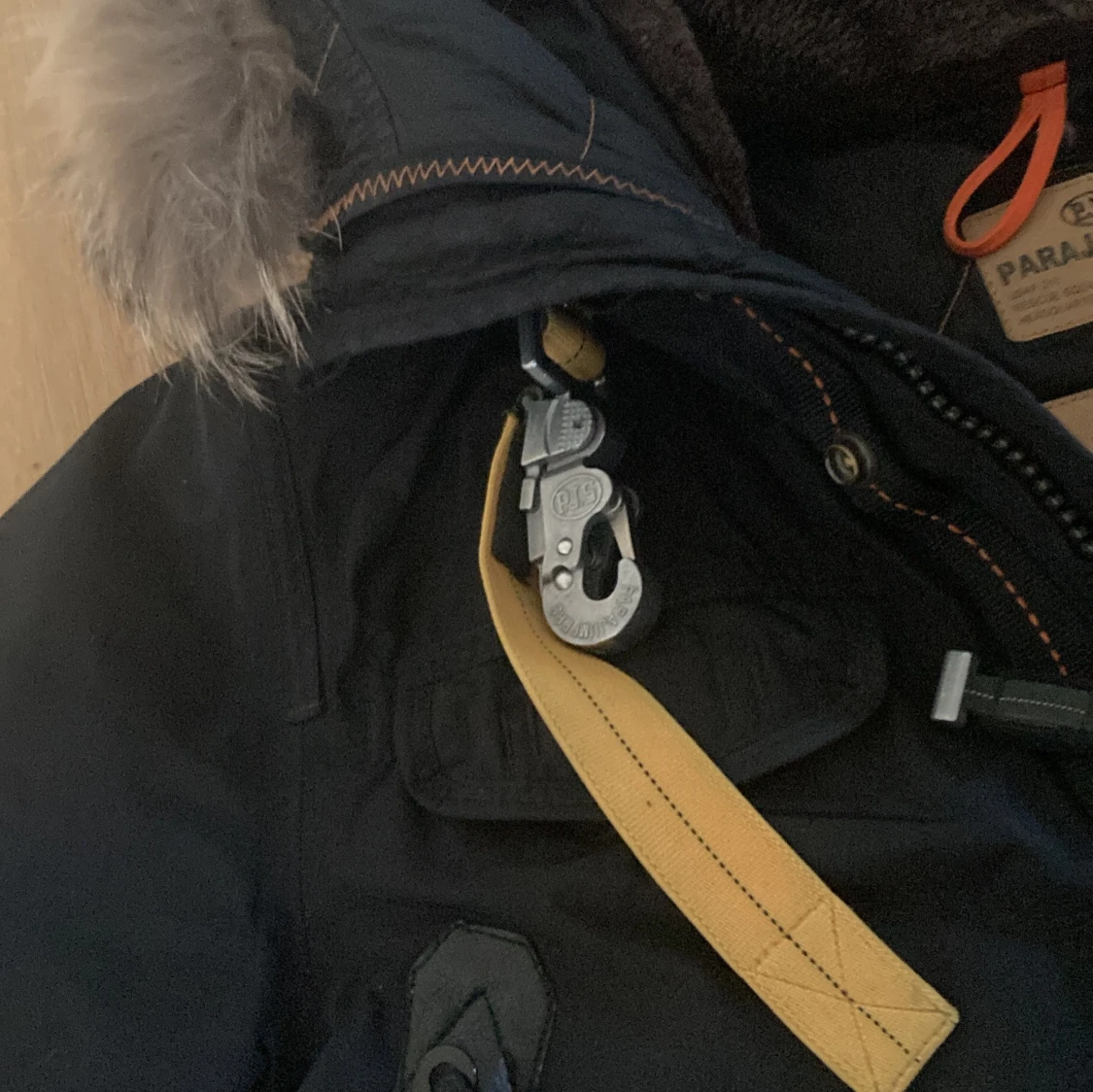 Svart vinterjacka från Parajumpers - 92