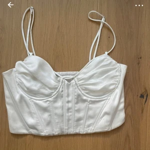 Snygg korsett topp - Använd 1 gång, mycket fint skick