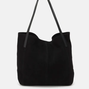 Handväska  - Svart handväska från Anna Field🤩