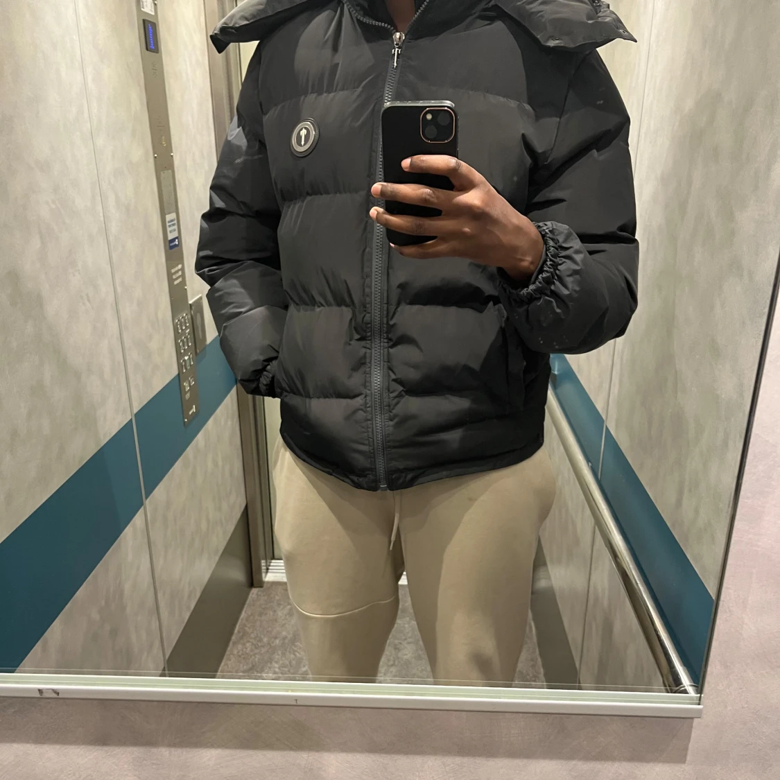 Trapstar jacka i väldigt bra skick