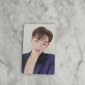 Wonho phorocard. 