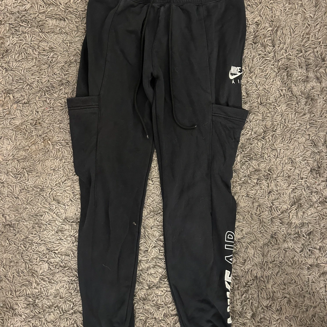 Svarta mjukisbyxor från Nike