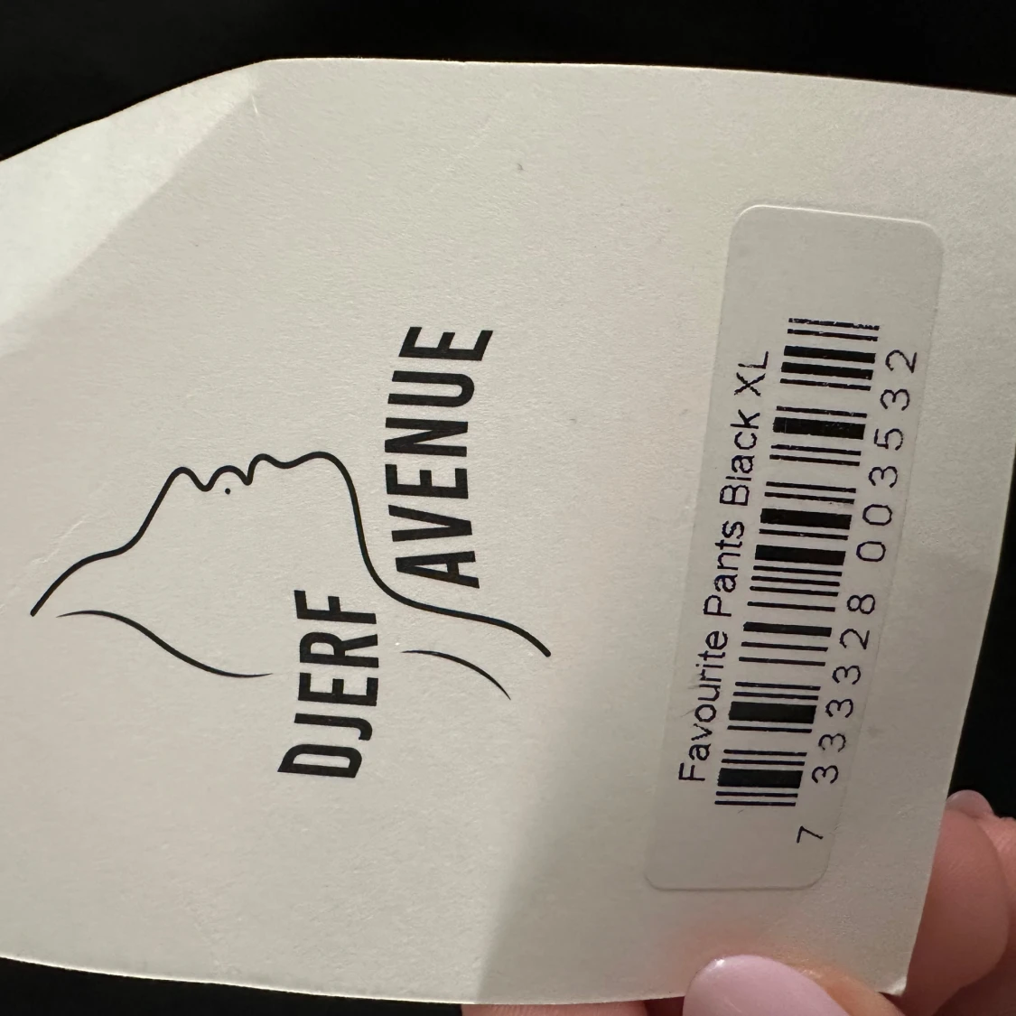 Svarta byxor från Djerf Avenue - 2