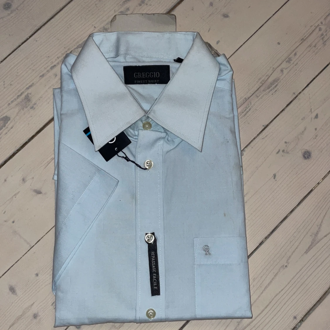 Ljusblå skjorta från Greggio