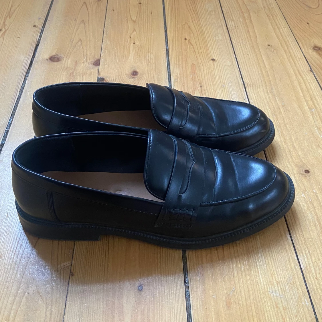 Svarta loafers  - 2