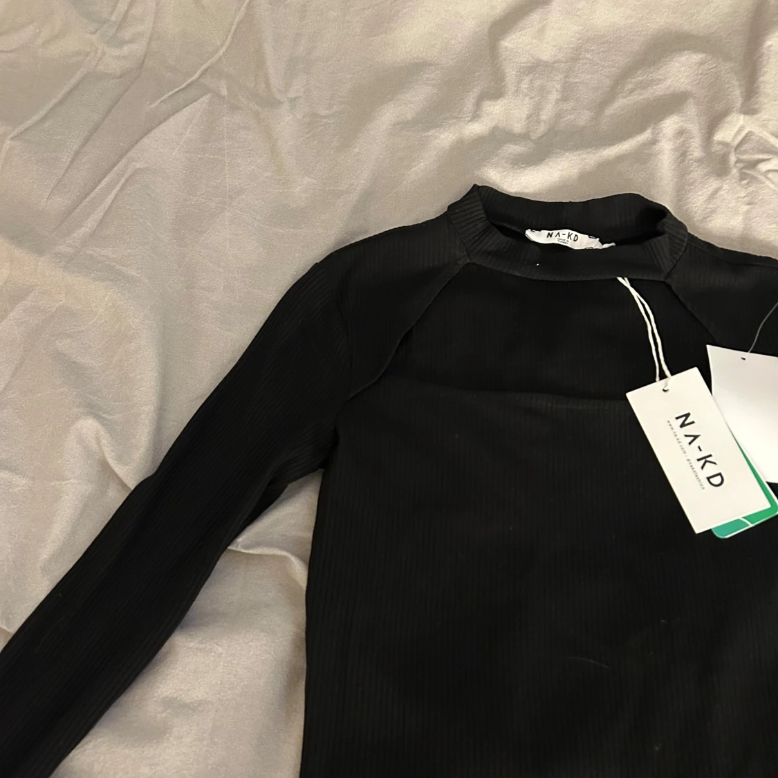 Svart ribbad klänning från NA-KD - 2