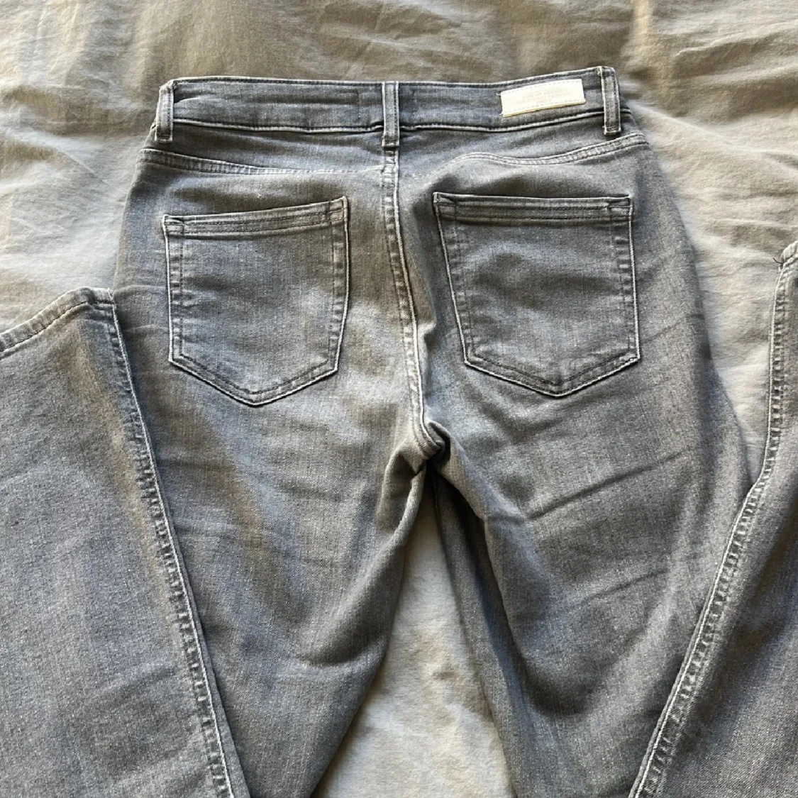 Grå jeans från ONLY - 1