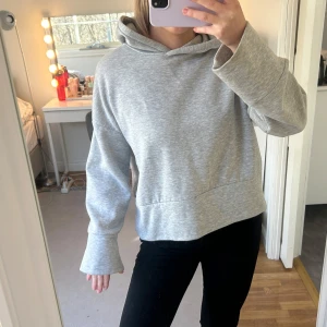 Hoodie - Fin hoodie, mycket bra skick.