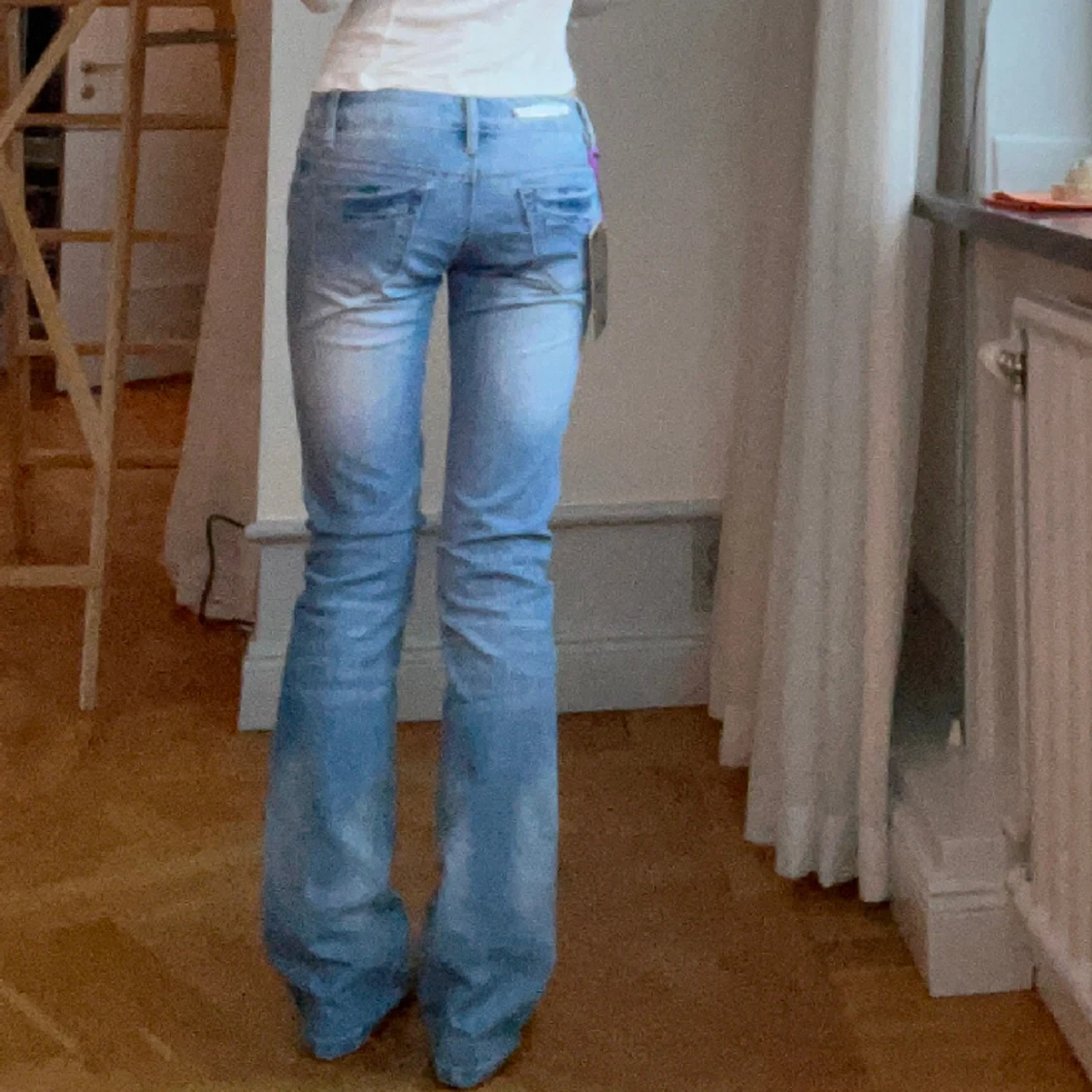 Helt nya lågmidjade jeans - 90