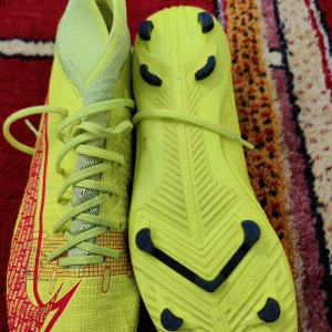 Nike mercurial  - För små på mig. Bra skick.