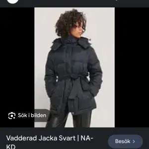 Säljer denna 300kr strl M / 38 kan skicka bilder på vid intresse