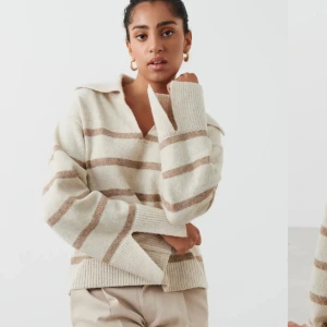 Stickad tröja - Säljer denna då den inte kommit till användning för mig. Jättefin och skön tröja som jag använt 2-3 gånger, den är som ny😊nypris 400kr, priset kan diskuteras 