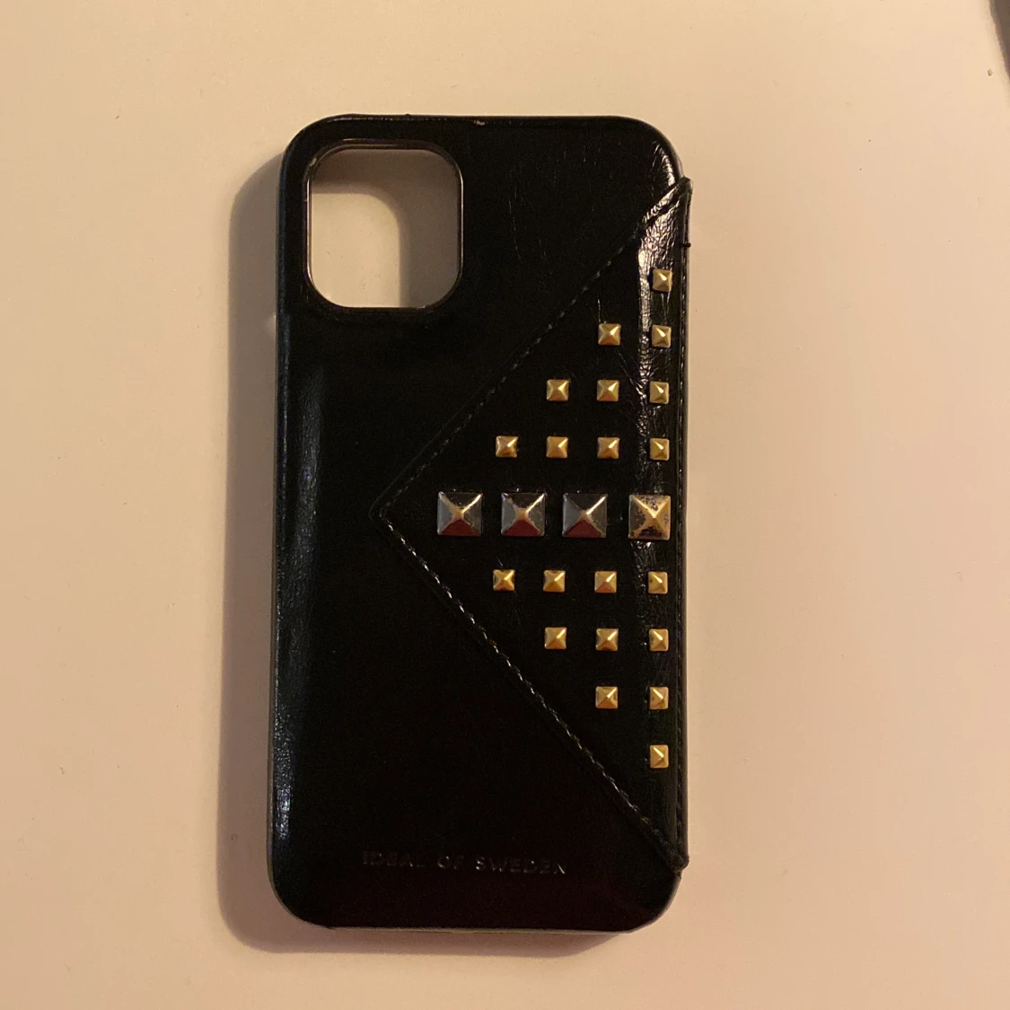 Ideal of Sweden skal