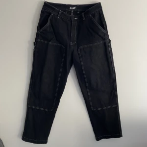 Work pants - Carhartt liknande byxor från Welcome. Använd sparsamt.