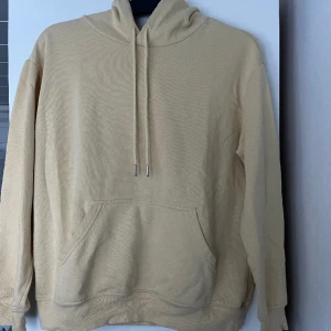 Hoodie - Från HM i stl S, passar XS🫶🏻