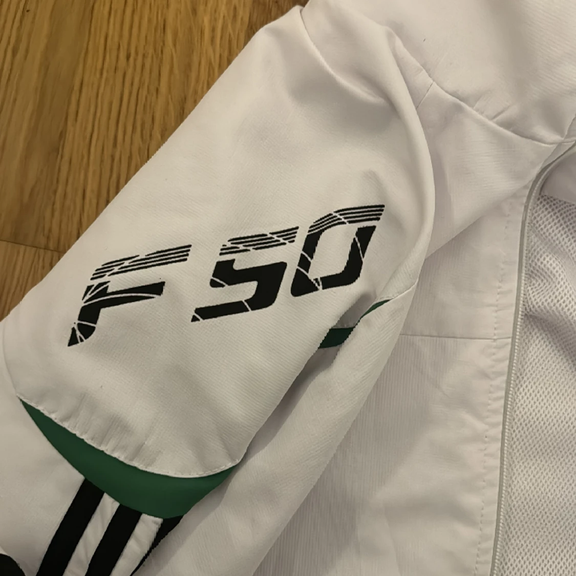 Vit Adidas windbreaker  - 91