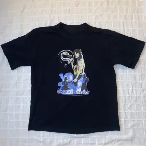Mortal kombat t-shirt i strl. L oversize fit