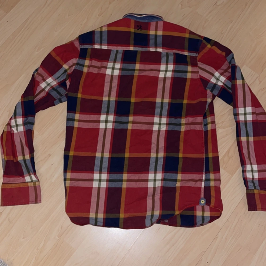 ”New zealand” Röd rutad skjorta - 90