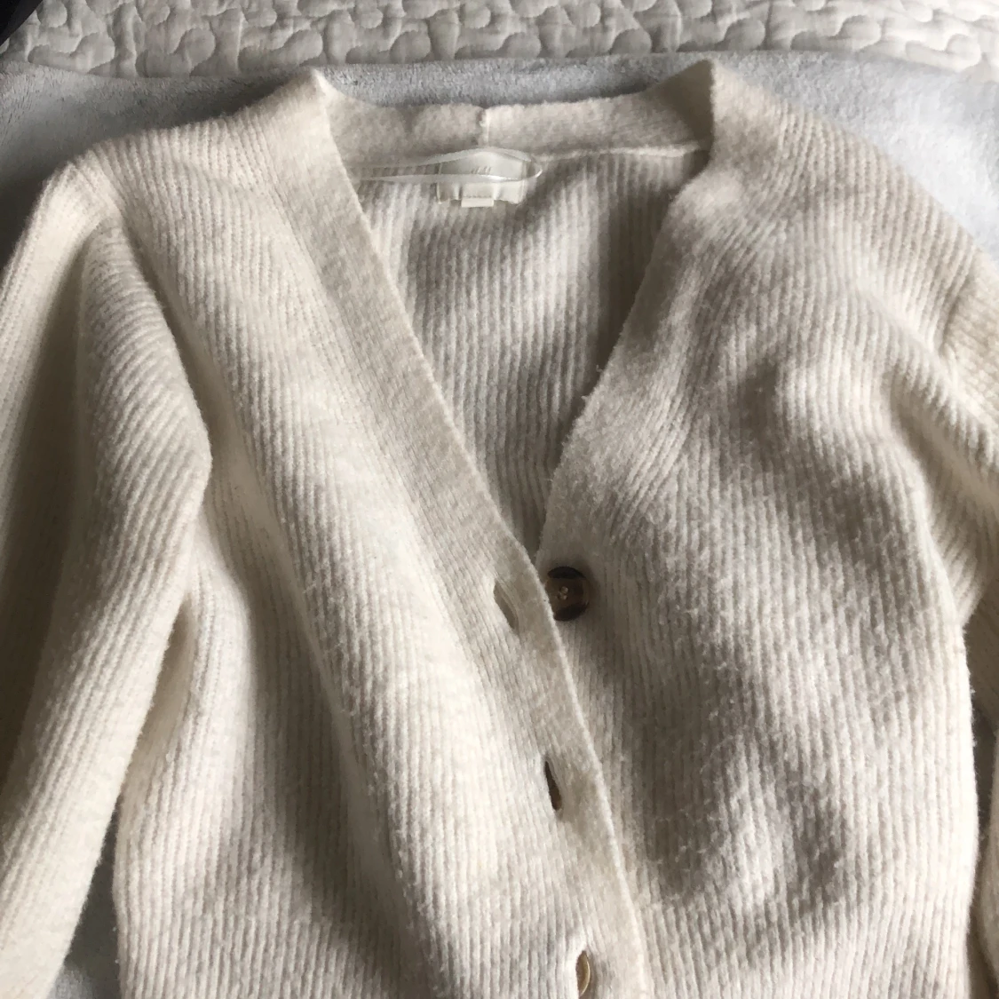 Stickad kofta ifrån h&m - 91