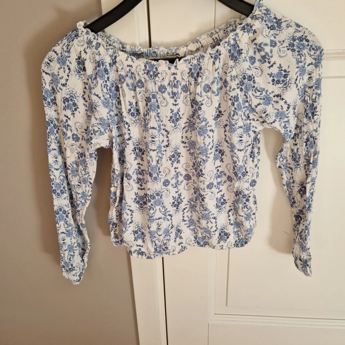 Blommig Kappahl tröja