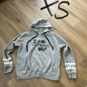 Nothing hoodie  - Hoodie med tryck 