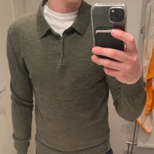 John henric piké - John henric piké i marinoull, väldigt bra skick nästan aldrig använd. Nypris 900kr.