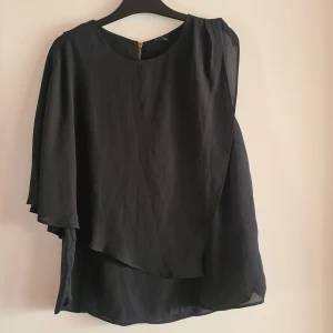 Super fint linne storlek Large - Super fint linne storlek large. Som ny 