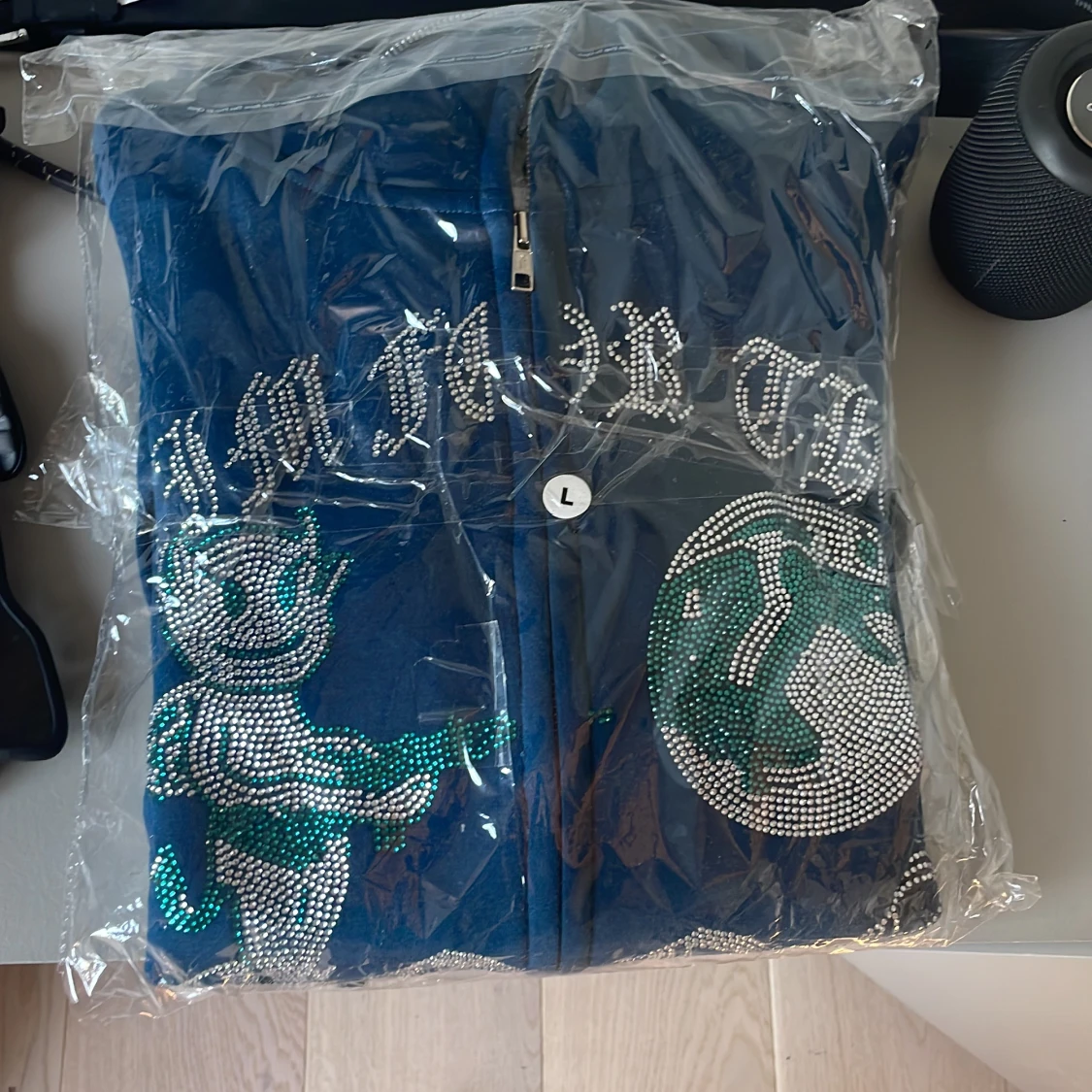 Navy blue aim for the moon