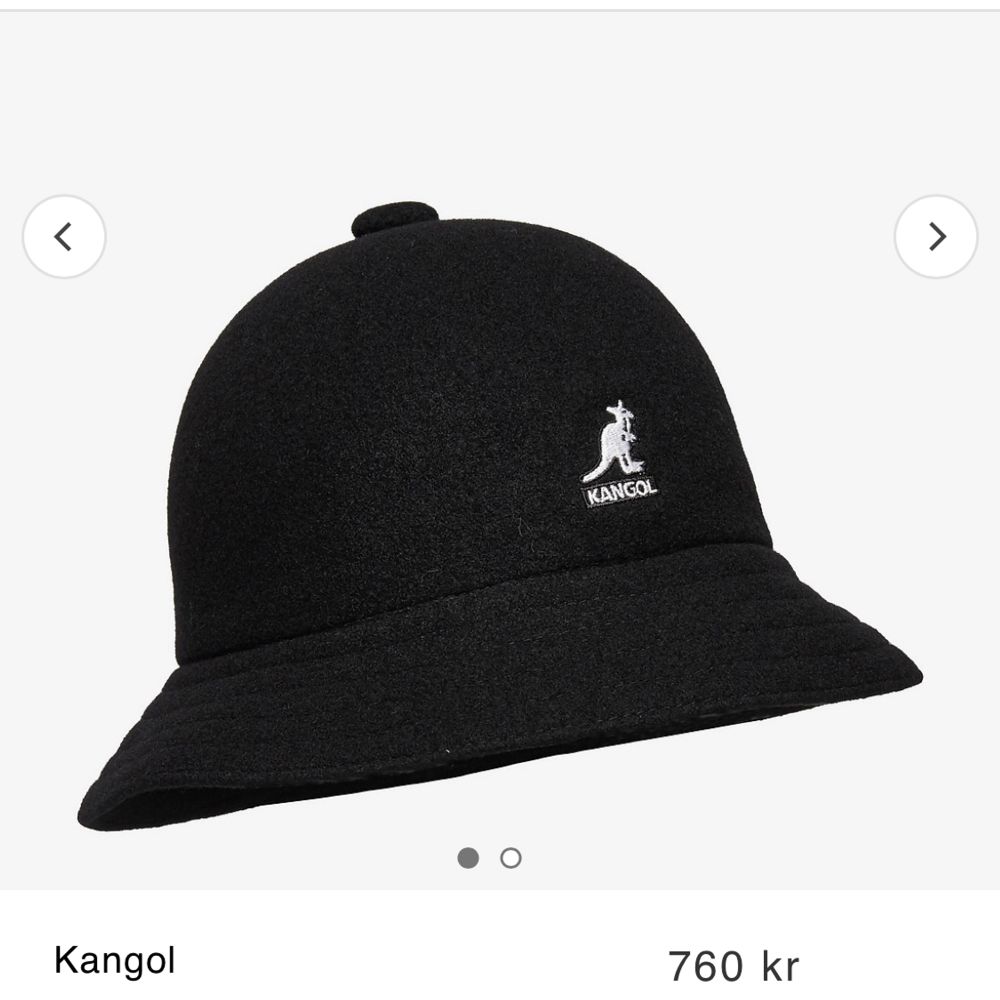 Säljer en jätte fin kangol hatt för billigt pris. Nästan aldrig använd och är i jätte bra skick . Övrigt.