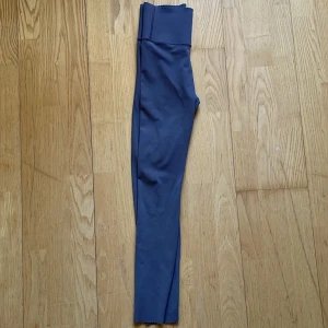 Träningsbyxa - Nyskick 