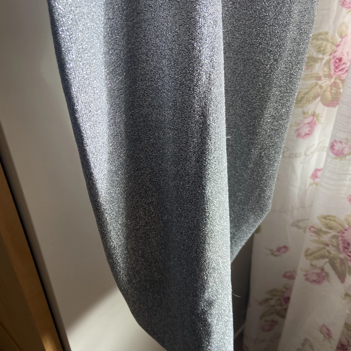 Glittrig klänning  - 91