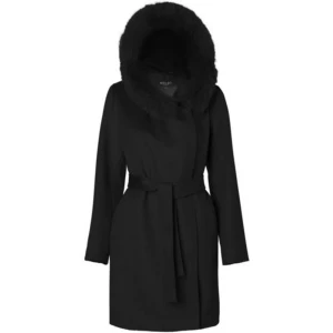 Hollies Lucinda wool coat - Använd vid något enstaka tillfälle så är i nyskick. Nypris var 5999kr Kappan är 100% ull och kragen är äkta päls. 