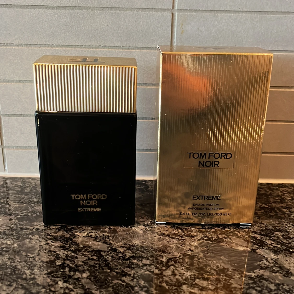 Tom Ford noir extreme