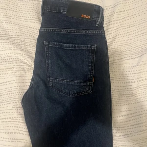 Hugo Boss Jeans - Hugo Boss Jeans i nyskick storlek 30/32
