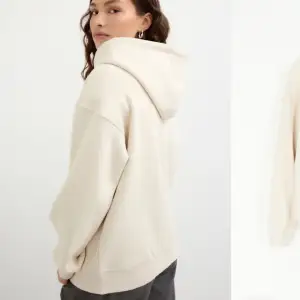 Snygg zip hoodie från Gina tricot🤩 fint skick