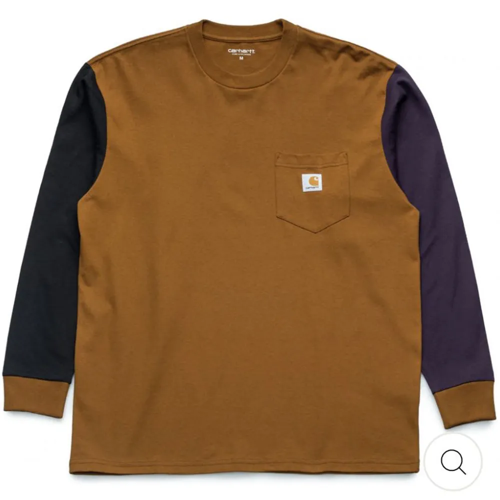 Carhartt sweatshirt, använd max 1-2 gånger så i nyskick! :). Tröjor & Koftor.