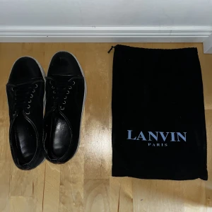 Lanvin - Samma annons men denna har gratis frakt